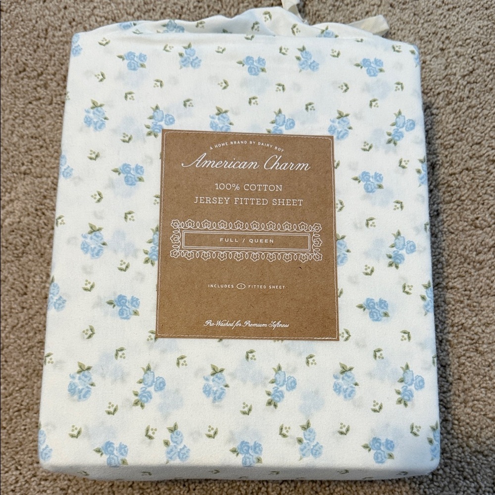 American Charm 100% Cotton Jersey Fitted Sheet - Blue Floral